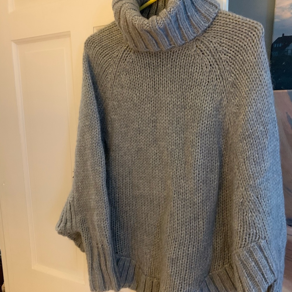 Sweater poncho